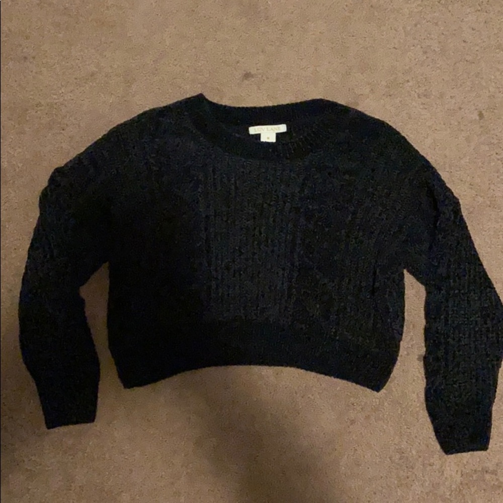 Black cropped sweater
